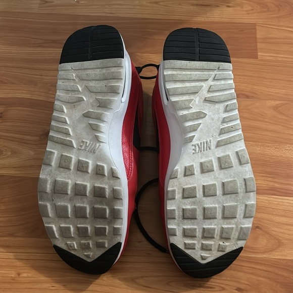 Nike Air Max Thea  University Red/Black Sneaker Size 6 - Picture 2 of 2